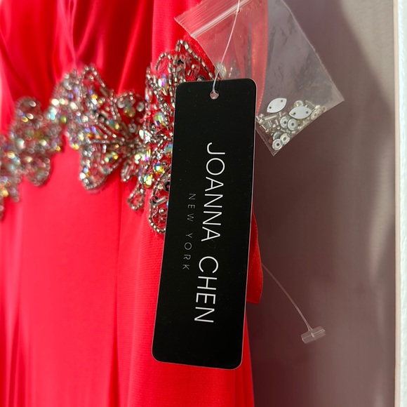 NEW-Joanna Chen New York, gorgeous evening gown. Woman size 2, hot pinkish color - Picture 15 of 16